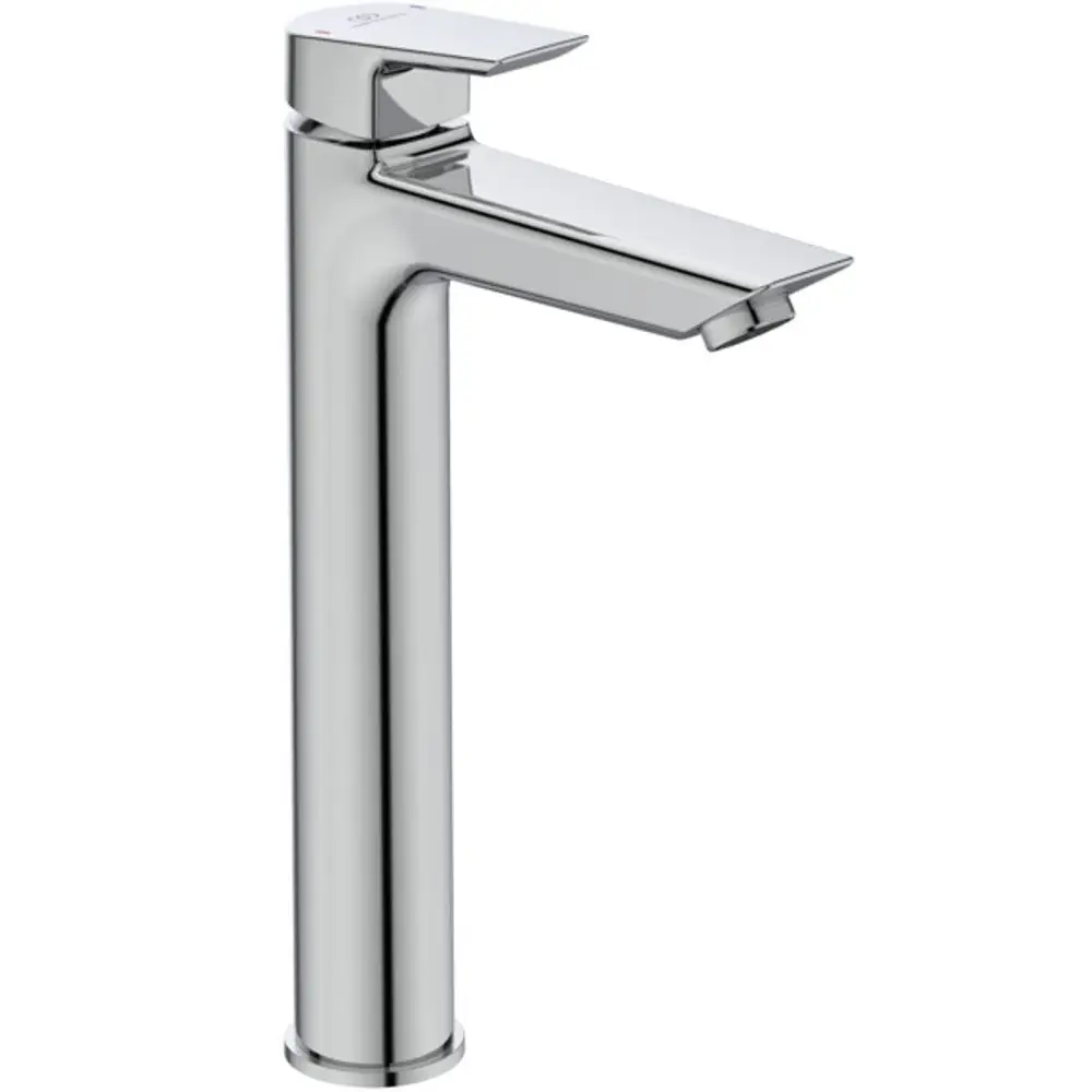 Waschtischarmatur aus Chrom von Ideal Standard mit einem geraden Auslauf. Minimalistisches Design, passend für moderne Badezimmer.